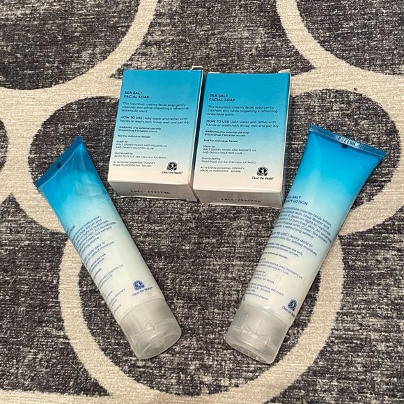 NEW H2O+Sea Salt Essentials Travel Lotion & Soap Set – Walt Disney World - Picture 2 of 2